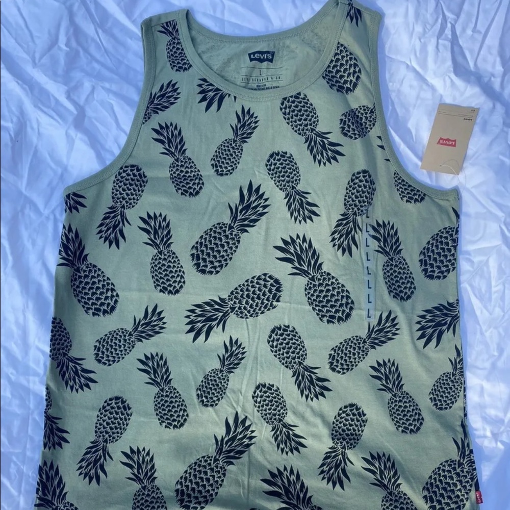 Pineapple tank top